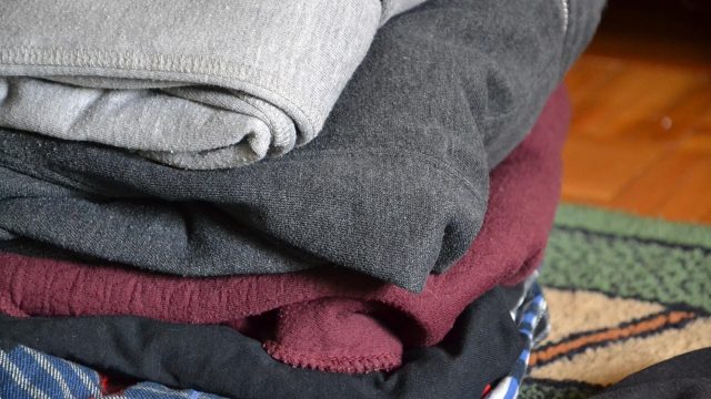 Oddaj niepotrzebne ubrania - zbiórka odpadów tekstylnych w Tychach od 15 września!