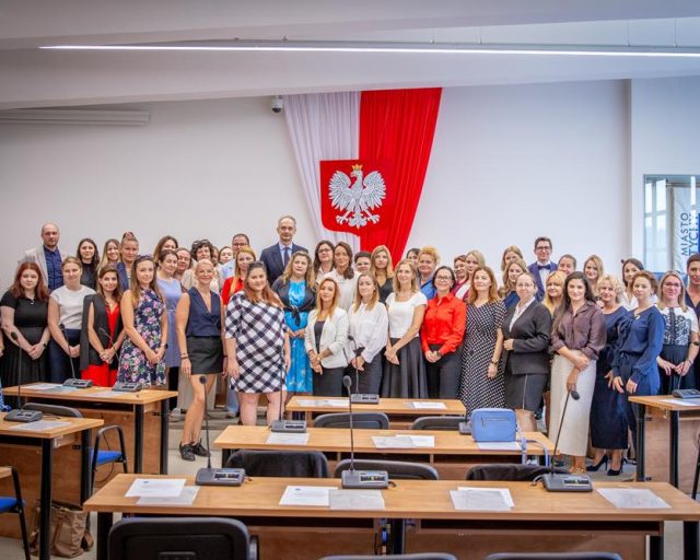 Awans zawodowy dla 48 nauczycieli w Tychach