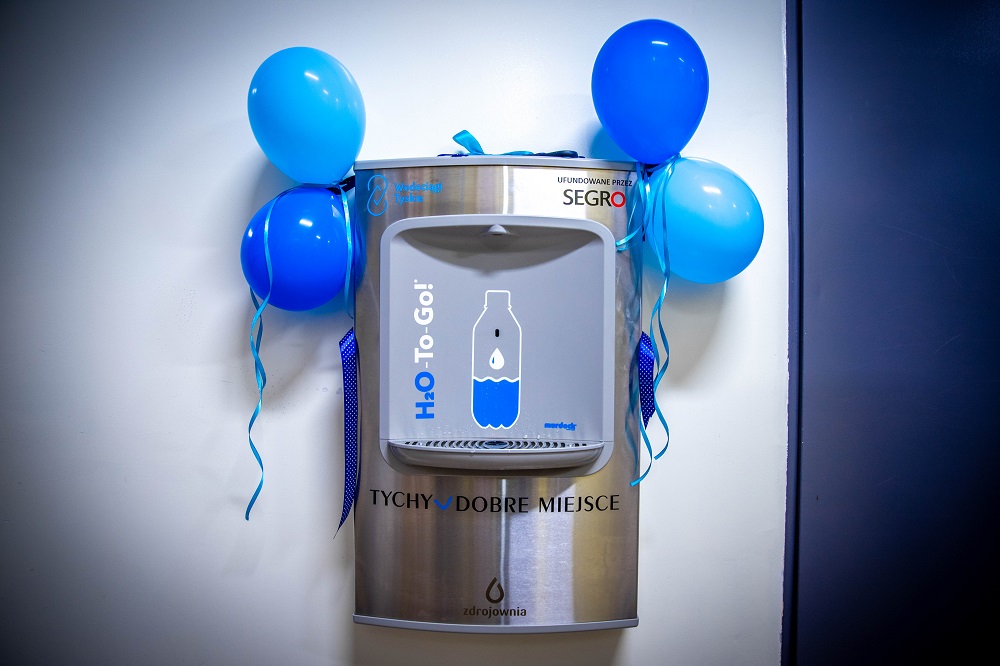 Nowoczesne źródełka wodne w tyskich szkołach