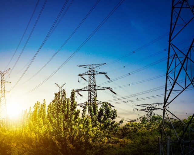 Tyskie jednostki zaoszczędzą ponad 9,8 mln zł na energii elektrycznej w 2026 roku