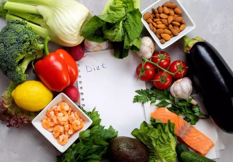Dlaczego warto korzystać z cateringów dietetycznych?