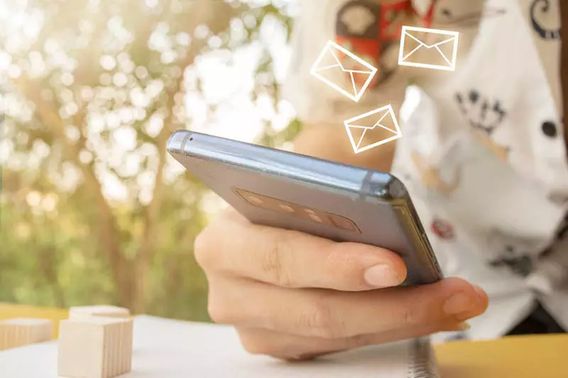Humor w SMS marketingu - kiedy działa, a kiedy warto go unikać?
