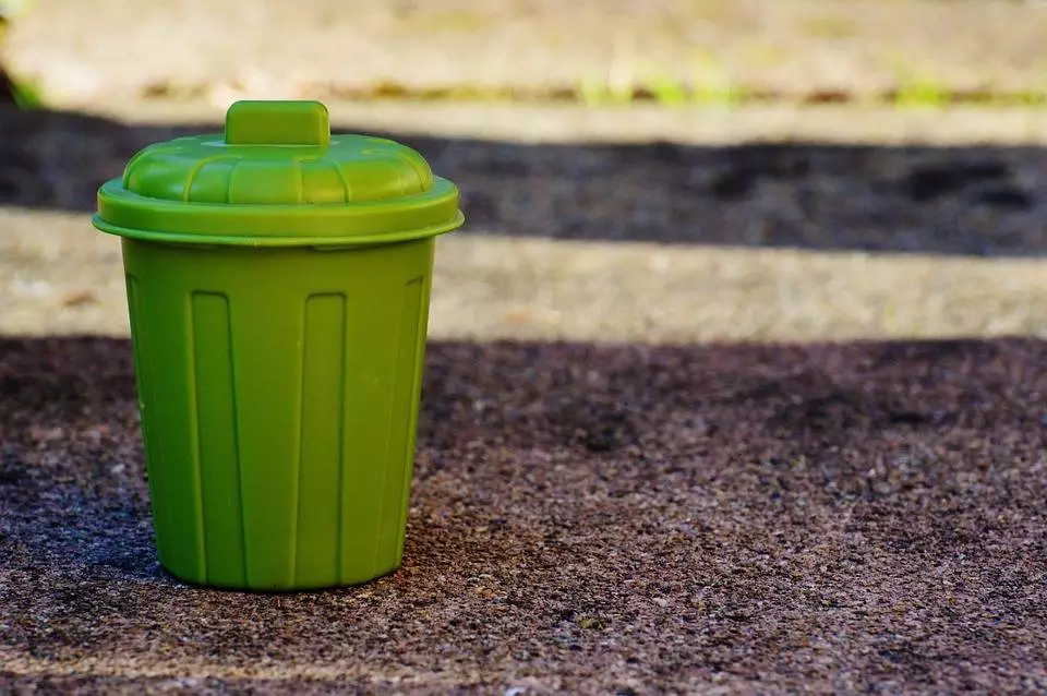 Jak segregować śmieci? Ulotki dla tyszan / fot. Pixabay