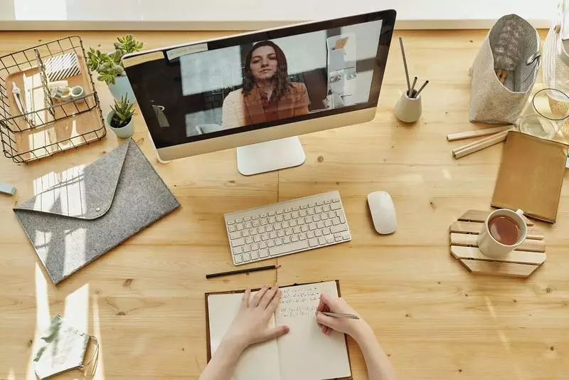 Najmodniejsze trendy w organizacji eventów: wydarzenia hybrydowe