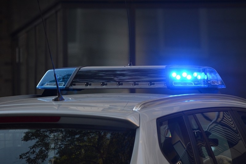 Oszustwa na basenie w Tychach. Policja zatrzymała obywateli Czech i Słowacji