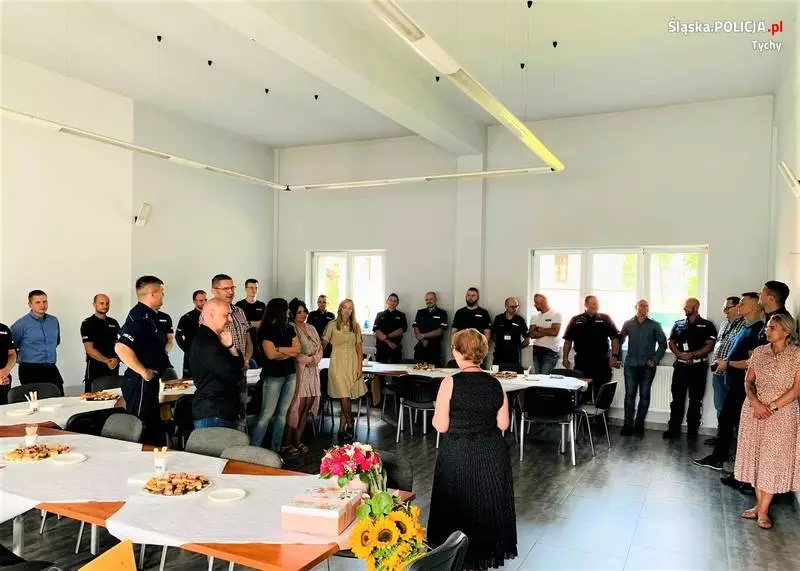 Pożegnanie po ponad 30 latach w służbie. Na emeryturę odeszła Pani Grażyna Wrzesińska