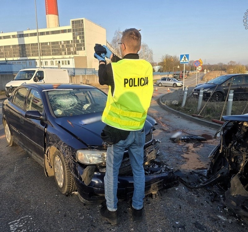 Ucieczka zakończona wypadkiem – mężczyzna z siedmioma zakazami trafił w ręce policji